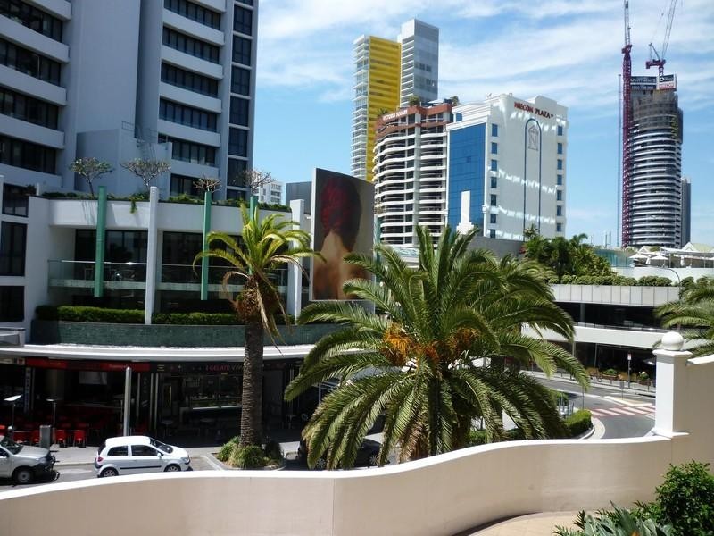 Broadbeach QLD 4218