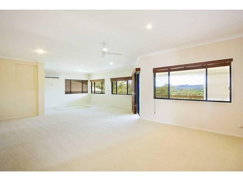 10 Orchna Street, Burleigh Heads QLD 4220