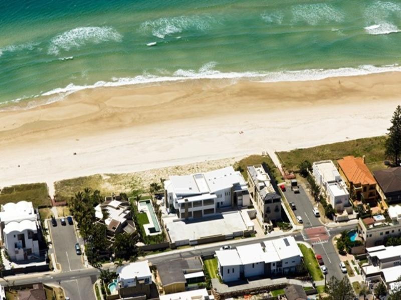 33-39 Hedges Avenue, Mermaid Beach QLD 4218