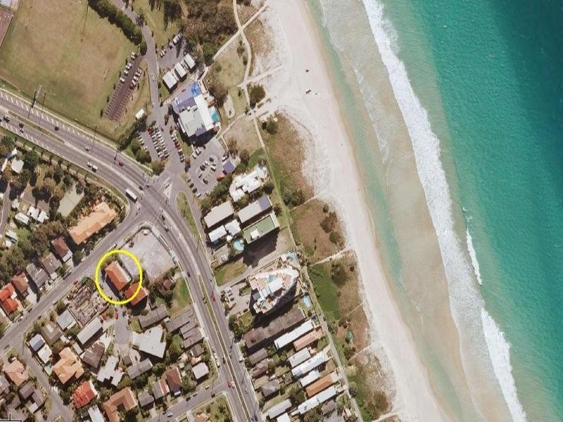 6 Tallebudgera Drive, Palm Beach QLD 4221