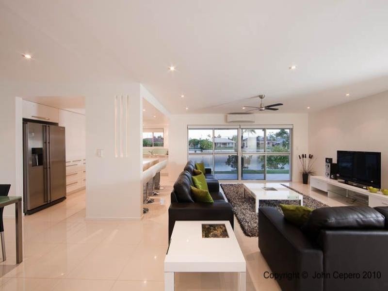 Broadbeach Waters QLD 4218