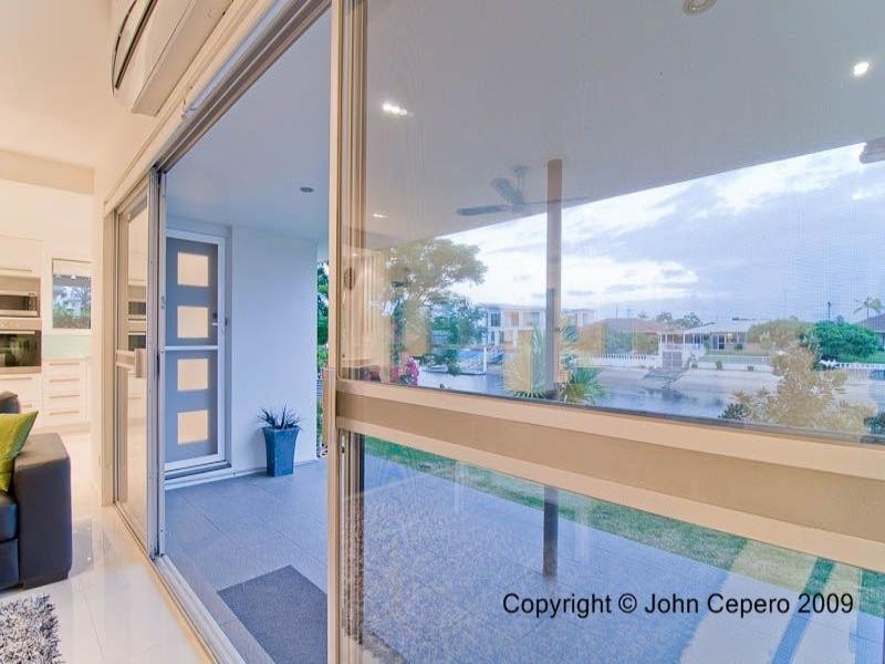 Broadbeach Waters QLD 4218