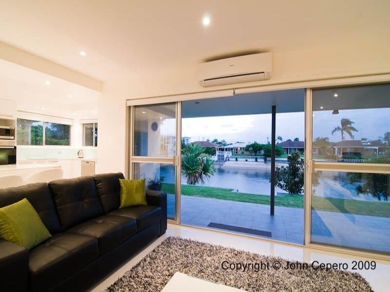 Broadbeach Waters QLD 4218