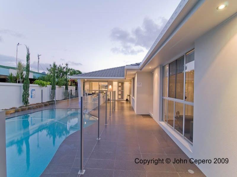 Broadbeach Waters QLD 4218