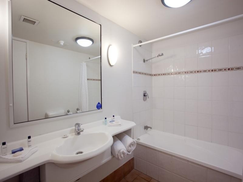 9 ‘Sovereign’ 140 Ferny Avenue, Surfers Paradise QLD 4217