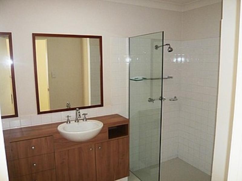 6 Redbud Lane, Robina QLD 4226