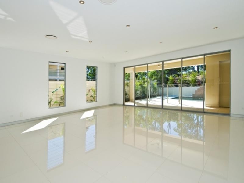 8006 AandB Vista Drive, Royal Pines Riverside, Benowa QLD 4217