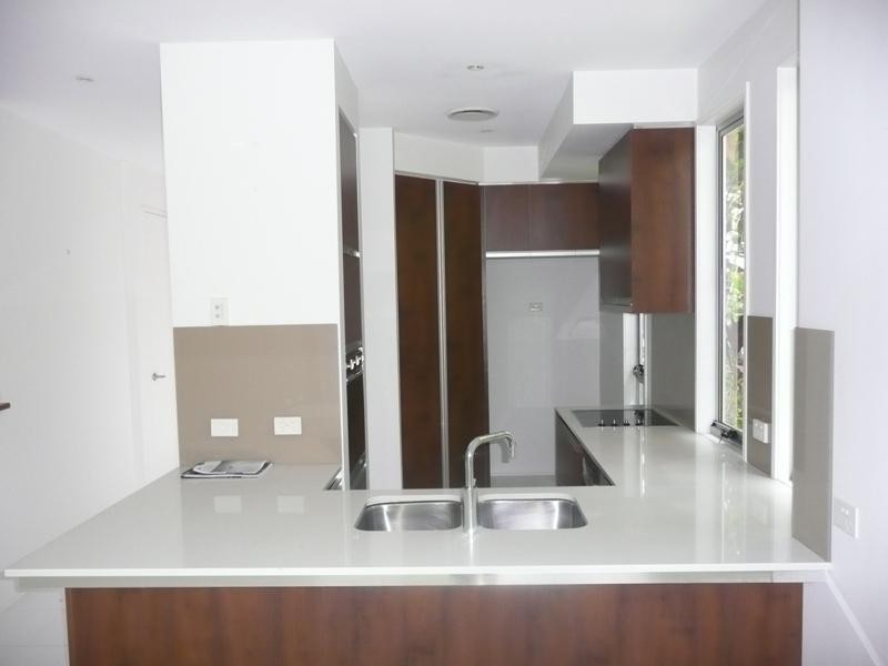 Varsity Lakes QLD 4227