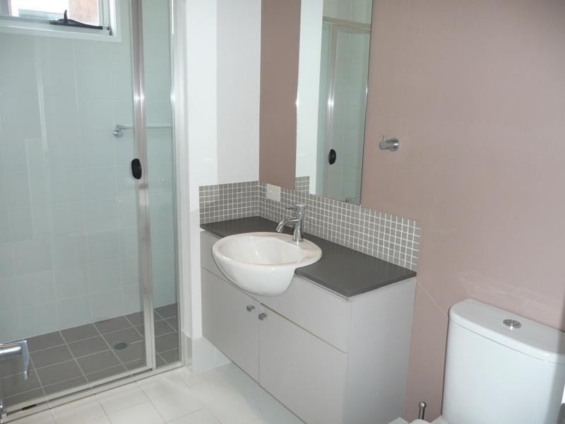 Varsity Lakes QLD 4227