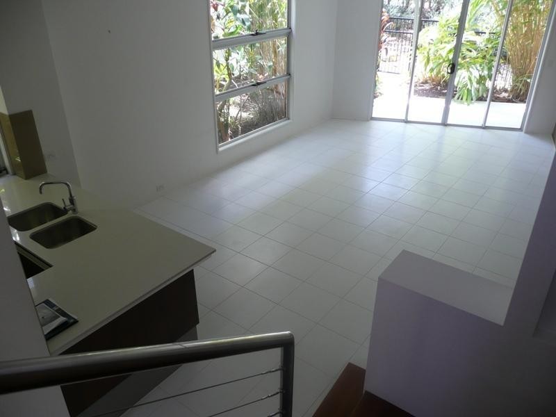 Varsity Lakes QLD 4227