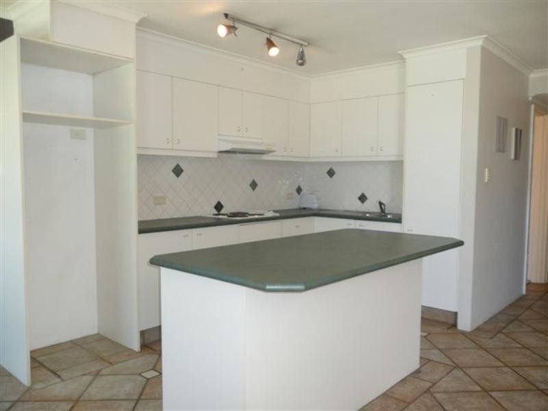 Broadbeach Waters QLD 4218