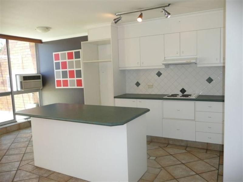 Broadbeach Waters QLD 4218