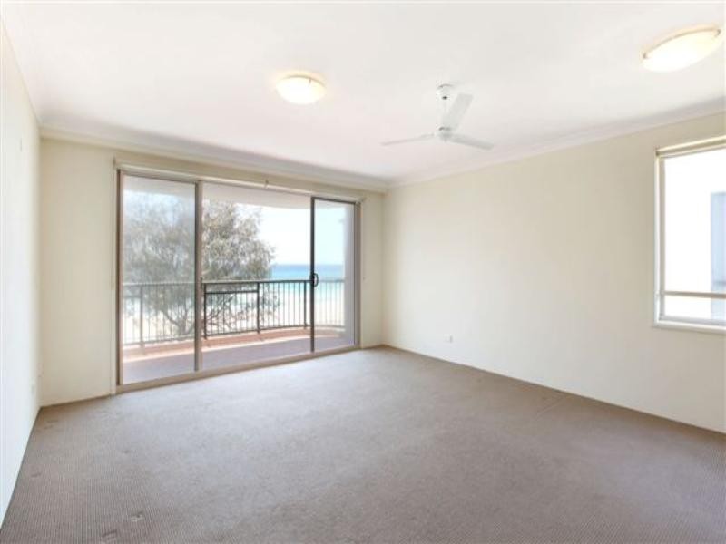 418 The Esplanade, Palm Beach QLD 4221