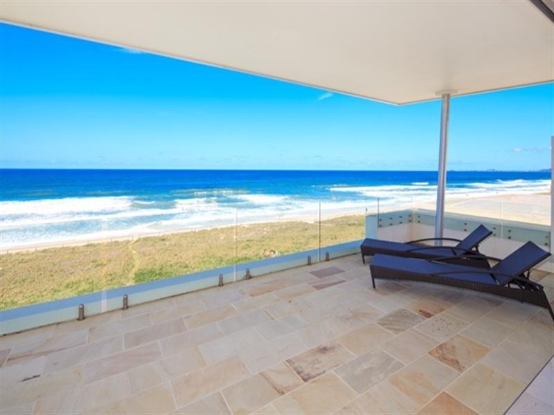 203 Hedges Avenue, Mermaid Beach QLD 4218