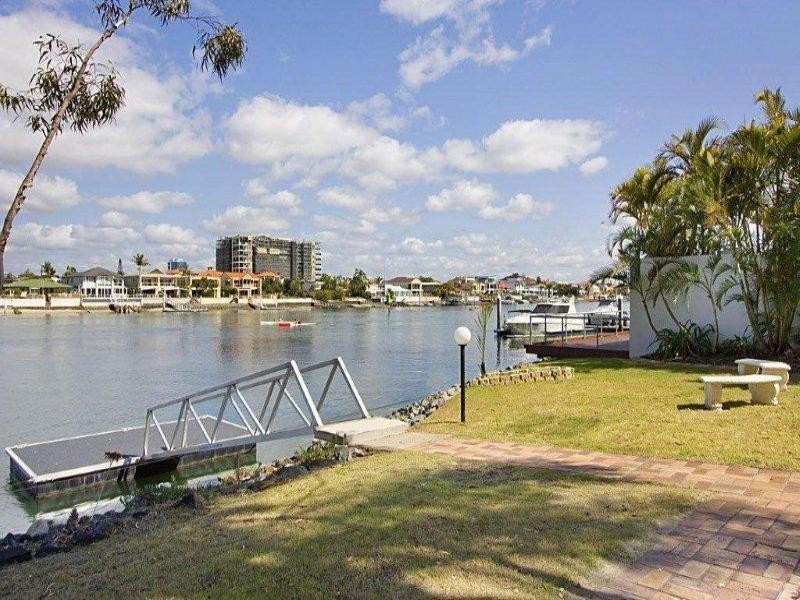 11/32 Riverview Parade, Surfers Paradise QLD 4217