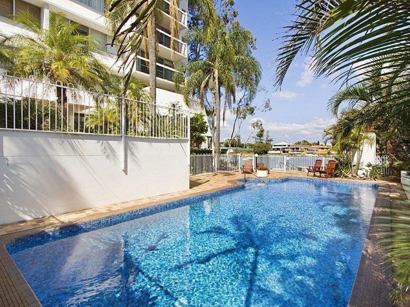 11/32 Riverview Parade, Surfers Paradise QLD 4217