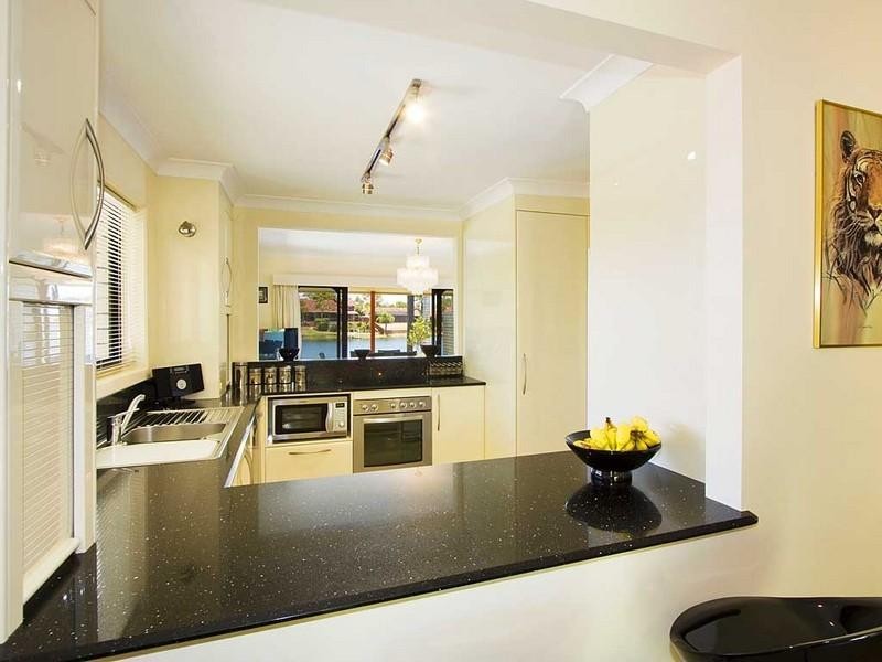 1/12 Bacardi Court, Mermaid Waters QLD 4218