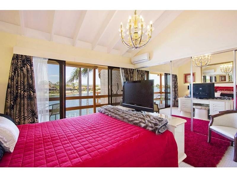 1/12 Bacardi Court, Mermaid Waters QLD 4218