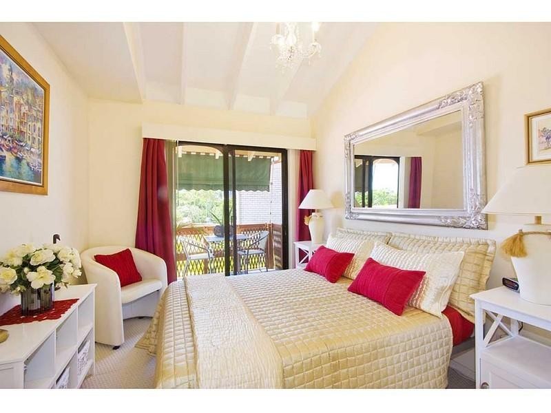 1/12 Bacardi Court, Mermaid Waters QLD 4218