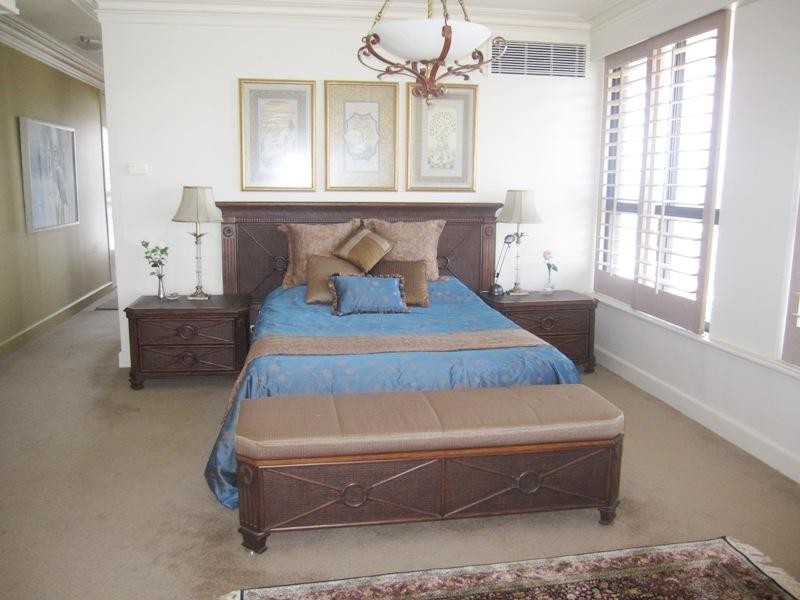 14 Macarthur Parade, Main Beach QLD 4217