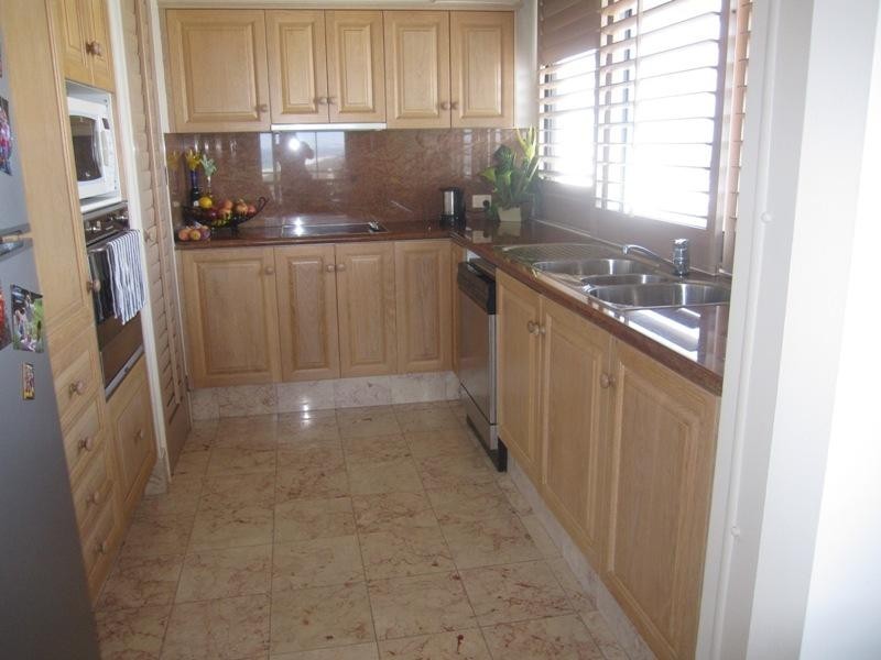 14 Macarthur Parade, Main Beach QLD 4217