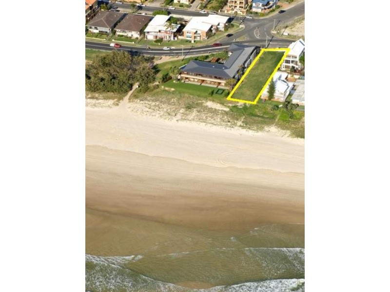 3 Albatross Avenue, Mermaid Beach QLD 4218