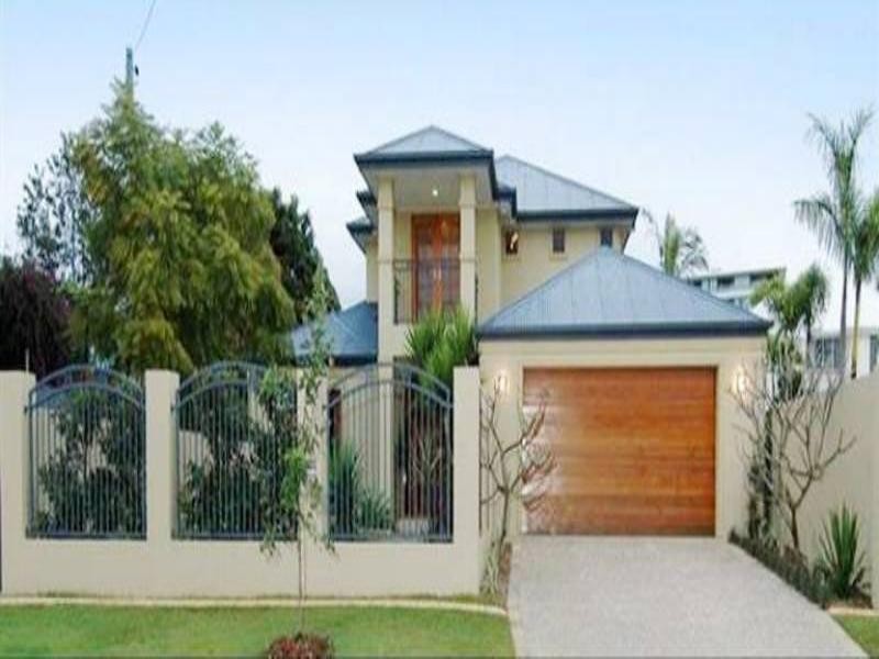 141 Allambi Avenue, Broadbeach Waters QLD 4218