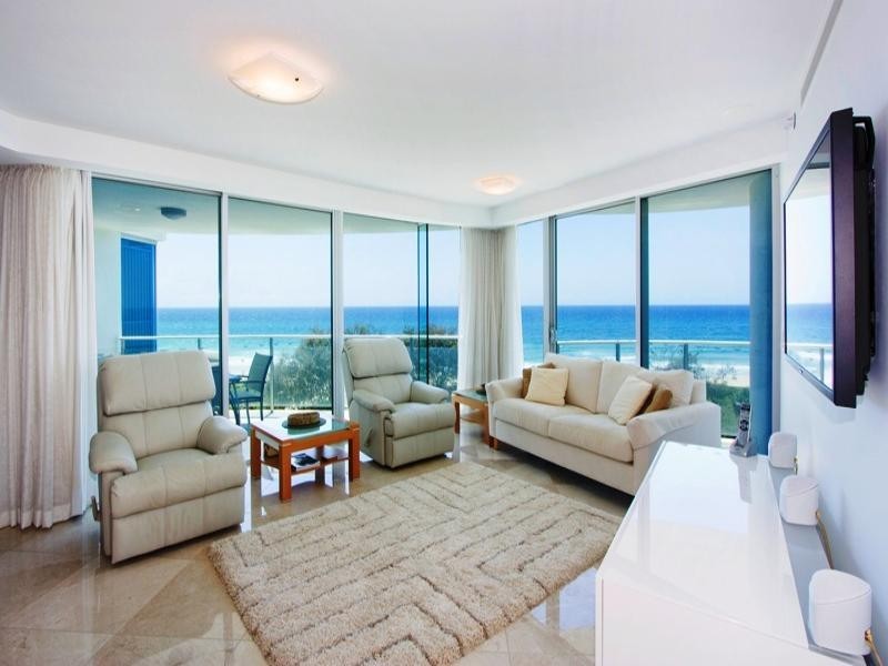 8 ‘Waterline’, 59 Broadbeach Boulevard, Broadbeach QLD 4218