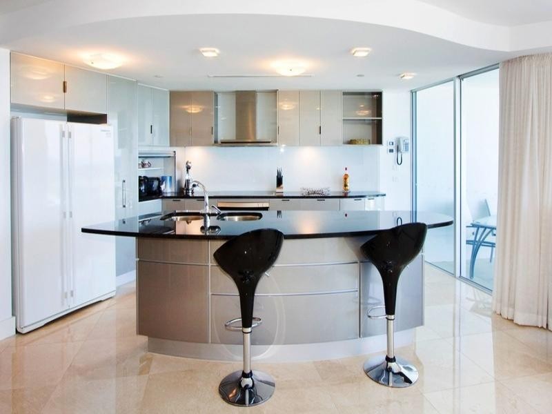 8 ‘Waterline’, 59 Broadbeach Boulevard, Broadbeach QLD 4218