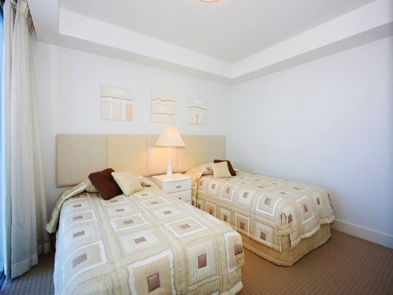 8 ‘Waterline’, 59 Broadbeach Boulevard, Broadbeach QLD 4218