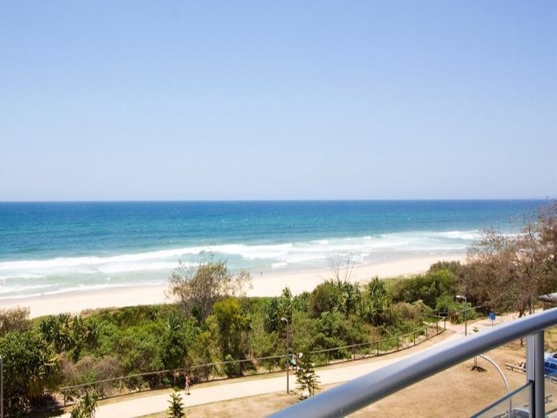 8 ‘Waterline’, 59 Broadbeach Boulevard, Broadbeach QLD 4218