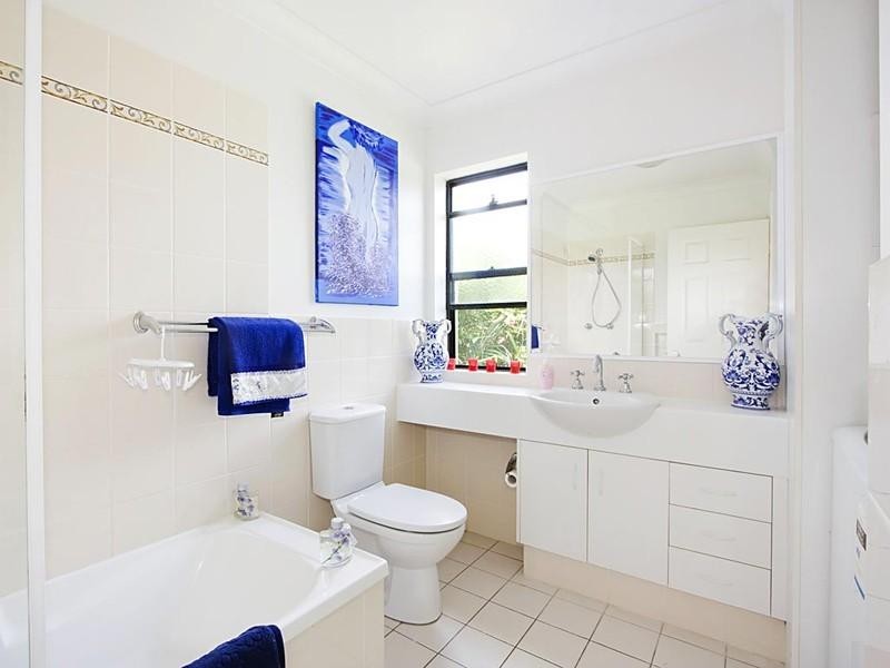 12/4 Acacia Avenue, Surfers Paradise QLD 4217