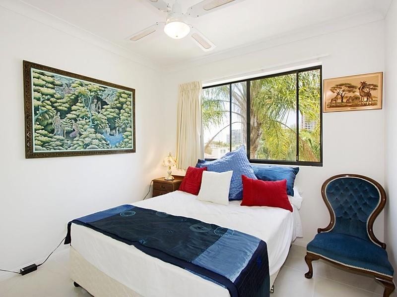 12/4 Acacia Avenue, Surfers Paradise QLD 4217