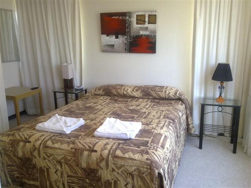 7 ‘Pacific Point”, 3466 Main Beach Parade, Surfers Paradise QLD 4217