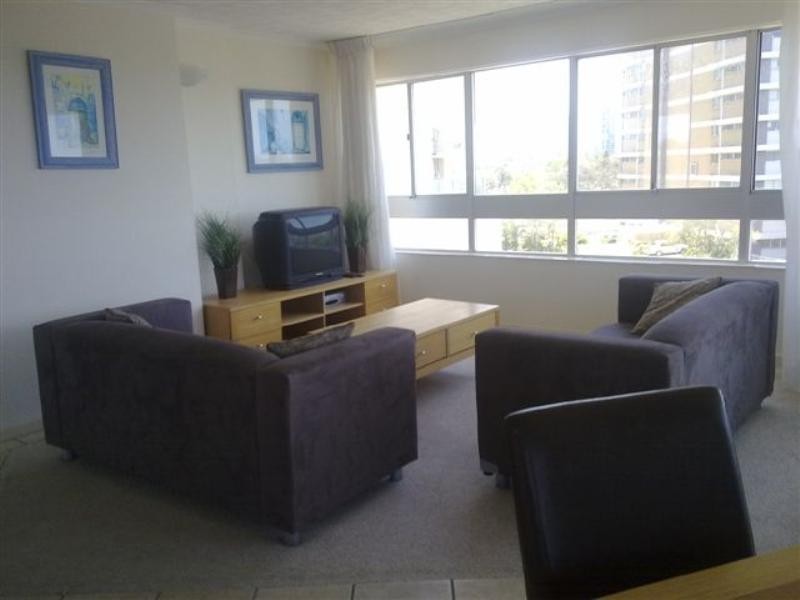 7 ‘Pacific Point”, 3466 Main Beach Parade, Surfers Paradise QLD 4217