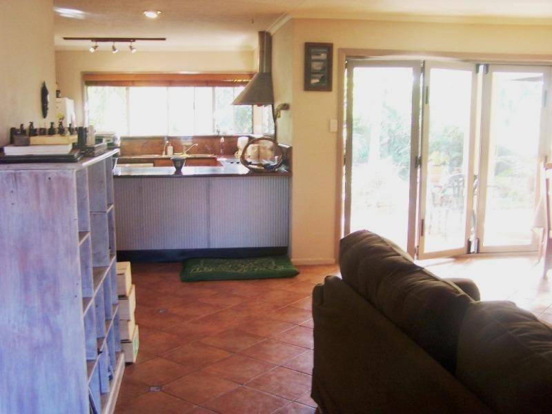 10 Lesley Avenue, Miami QLD 4220