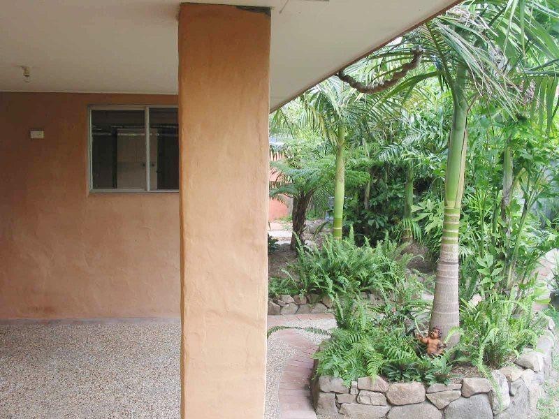 10 Lesley Avenue, Miami QLD 4220