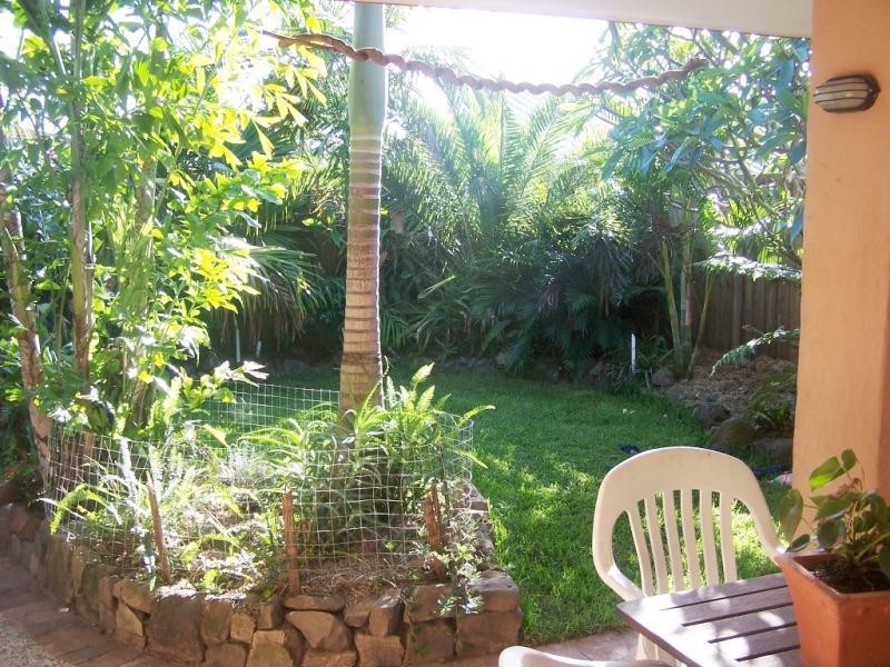 10 Lesley Avenue, Miami QLD 4220