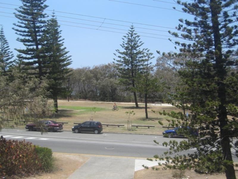 Broadbeach QLD 4218