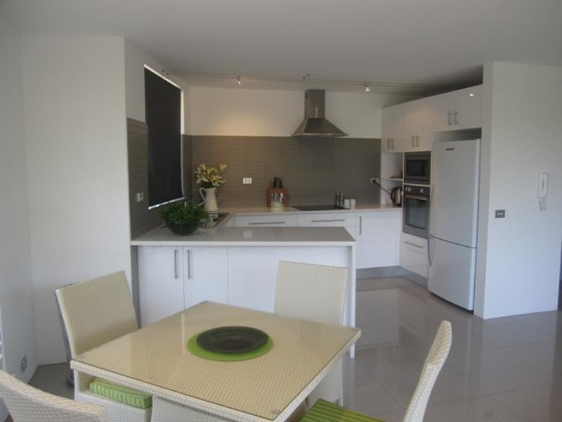 Broadbeach QLD 4218