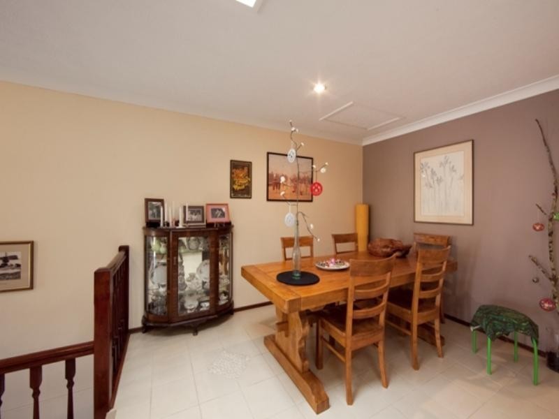 4/107 Sunshine Boulevard, Mermaid Waters QLD 4218