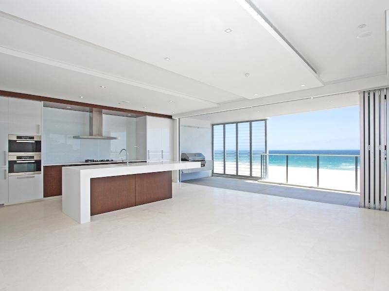 1 Haig Street, Kirra QLD 4225