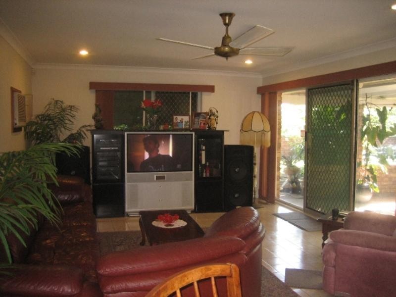 118 Barrier Reef Drive, Mermaid Waters QLD 4218