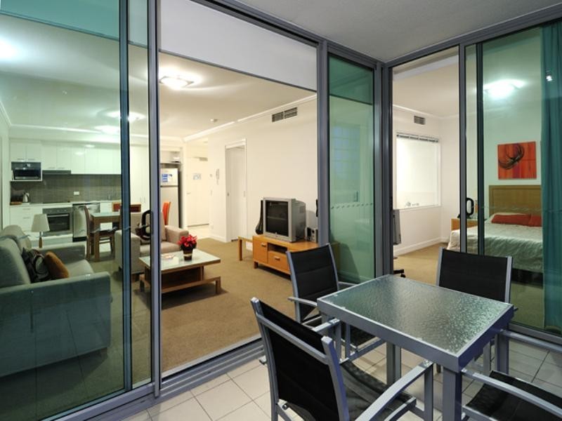 2311/33 ‘Freshwater Point’ TE Peters Drive, Broadbeach QLD 4218