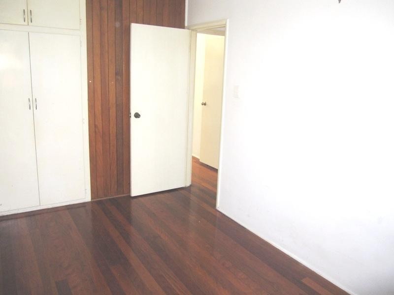 8/181 Old Burleigh Road, Broadbeach QLD 4218