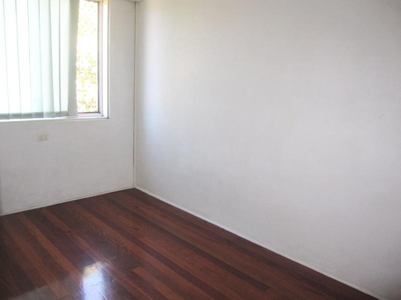 8/181 Old Burleigh Road, Broadbeach QLD 4218