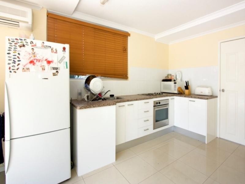 58 West Burleigh Road, Burleigh Heads QLD 4220