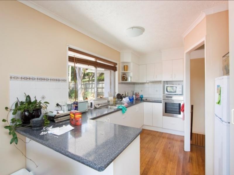 58 West Burleigh Road, Burleigh Heads QLD 4220