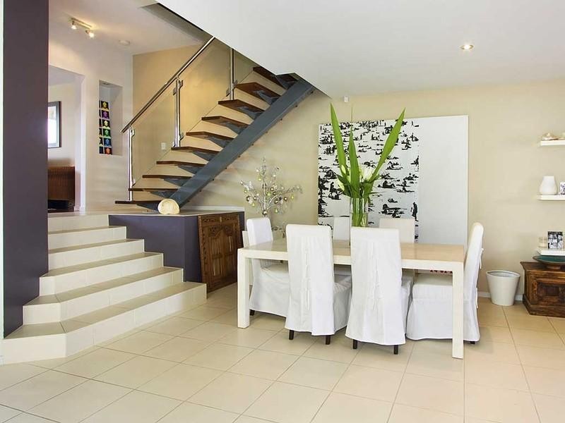 2/37 Anembo Street, Chevron Island QLD 4217