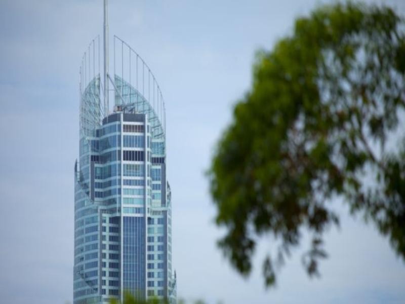 2/37 Anembo Street, Chevron Island QLD 4217